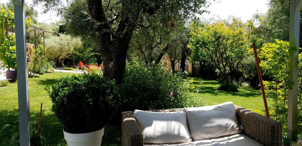 La Bastide Aux Oliviers Otel Tourrettes-sur-Loup Dış mekan fotoğraf